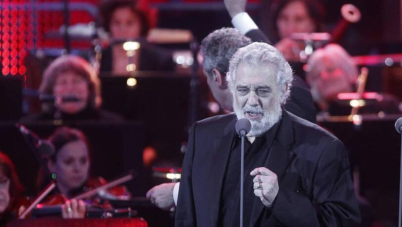 Plácido Domingo sieht sich schweren Anschuldigungen gegenüber Plácido Domingo sieht sich schweren Anschuldigungen gegenüber
