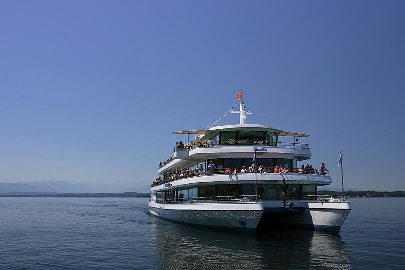 Ein Ausflug zum Schifferl fahren auf dem Starnberger See ist nur einer von vielen Programmpunkten des ASZ Pasing.