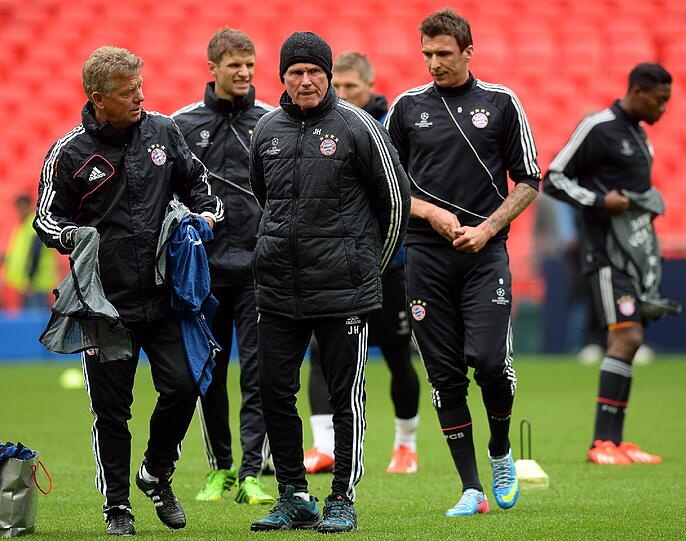 Jetzt wird?s langsam ernst: Die letzte Trainingseinheit vor dem großen Showdown im " German Endspiel". Die Bilder vom Bayern-Training im Wembley-Stadion!