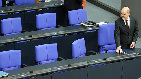Dreieinhalb Jahre saß Scholz auf der Regierungsbank. Künftig ist sein Platz auf der anderen Seite.