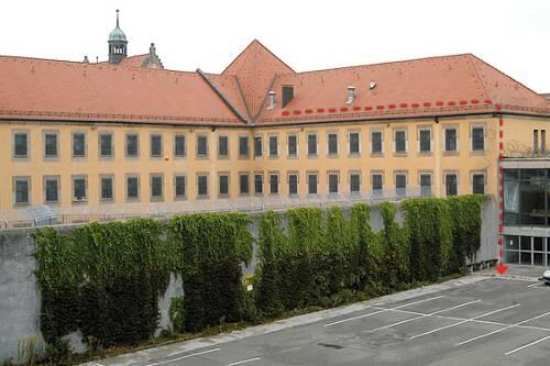 Entlang der gestrichelten Linie gelang den Häftlingen die Flucht aus dem Nürnberger Knast.