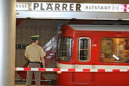 Das Opfer ist schwer verletzt und liegt nach wie vor im künstlichen Koma.