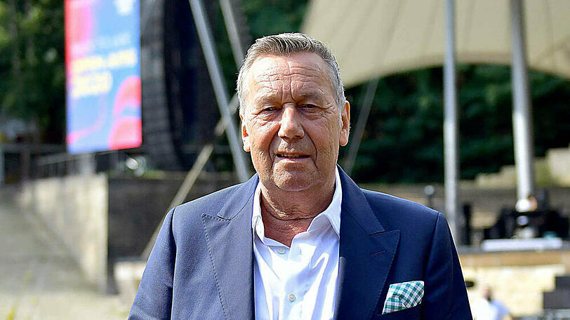 "Back to Live": Zum Auftakt singt Roland Kaiser in der Berliner Waldbühne.