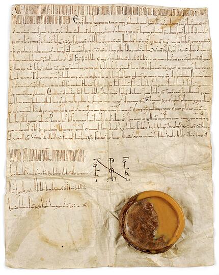 Das größte Archiv: Es ist das größte Urkunden- und Akten-Archiv in ganz München: 50 Regalkilometer aus 1200 Jahren Geschichte (im Foto: die &bdquo;Gründungsurkunde&ldquo; Münchens von 1158). Archivare zeigen, wie man in diesem Wust an Informationen genau das Dokument findet, das man sucht. Vor allem wenn man bedenkt, dass jedes Jahr hunderte Meter Dokumente dazukommen. Die Experten geben Hilfe beim Entziffern alter Handschriften, die Besucher aus Privatquellen von zuhause mitbringen. Wer also alte Dokumente auf dem Speicher findet
&ndash; nur her damit! Hauptstaatsarchiv, Schönfeldstr. 5-11, Eintritt frei, 10 bis 17 Uhr