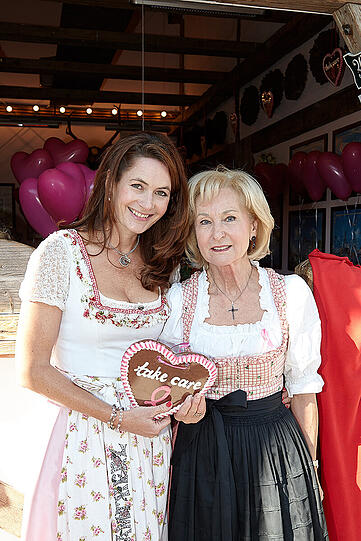 Die Bilder vom Estée Lauder Ladies Lunch im Käfer Zelt.
