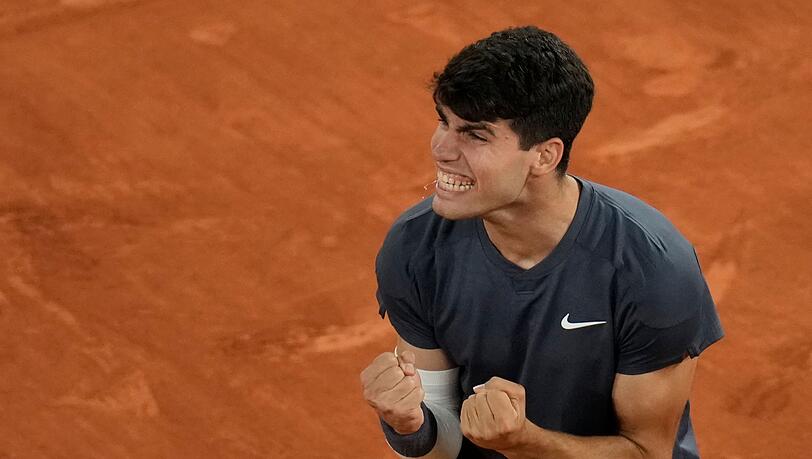Carlos Alcaraz ist einer der Favoriten auf den Sieg bei den French Open. Carlos Alcaraz ist einer der Favoriten auf den Sieg bei den French Open.