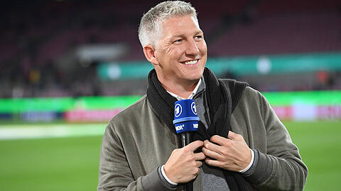 Bastian SCHWEINSTEIGER, Fussball, DFB Pokal, 2.Hauptrunde, 1. FC Koeln - FC Bayern Muenchen am 29.10.2025 im Rhein-Energie-Stadion Koeln/ Deutschland. DFL regulations prohibit any use of photographs as image sequences and/or quasi-video Â *** Bastian SCHWEINSTEIGER, Soccer, DFB Pokal, 2 Hauptrunde, 1 FC Koeln FC Bayern Muenchen am 29 10 2025 im Rhein Energie Stadion Koeln Germany DFL regulations prohibit any use of photographs as image sequences and or quasi video Â