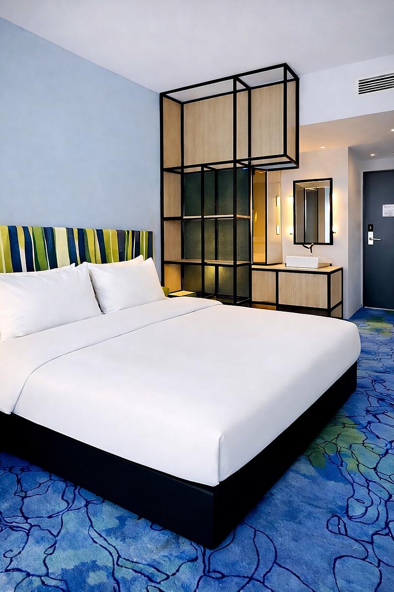 Das Hotel bietet 358 modern ausgestattete Zimmer. Das Hotel bietet 358 modern ausgestattete Zimmer.