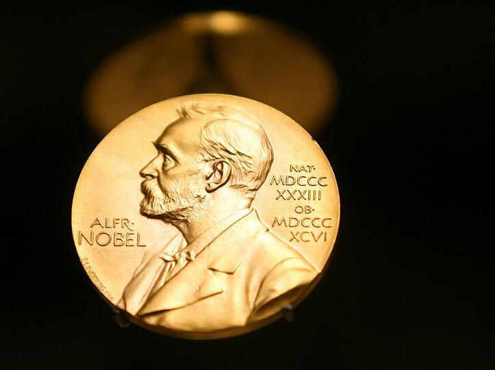 Der Nobelpreis für Physik geht 2015 an den Japaner Takaaki Kajita und den Kanadier Arthur McDonald.