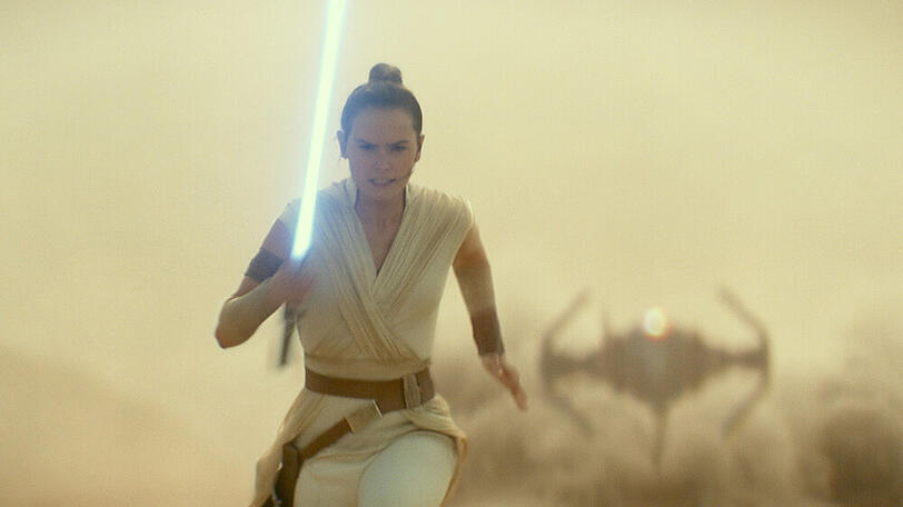 Daisy Ridley als Rey im neuen "Star Wars"