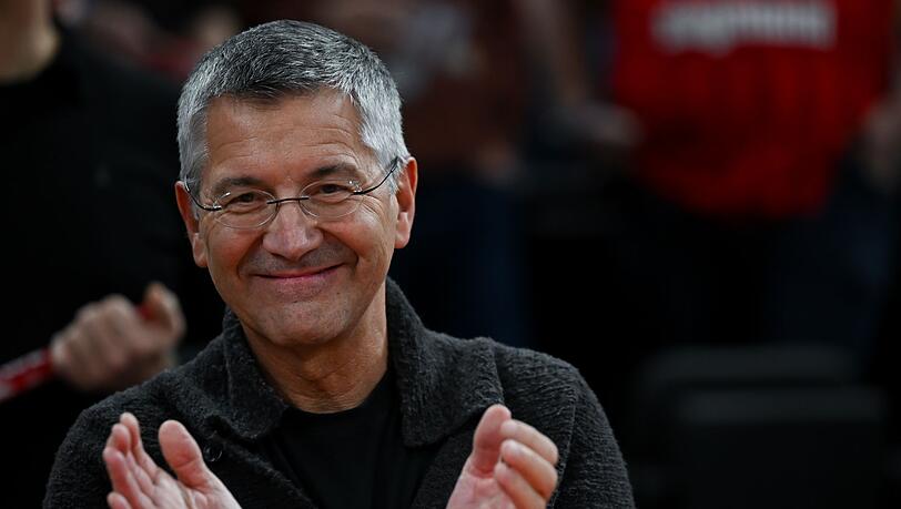 Lobt den Bayern-Trainer: Bayern-Präsident Herbert Hainer (Archivbild) Lobt den Bayern-Trainer: Bayern-Präsident Herbert Hainer (Archivbild)