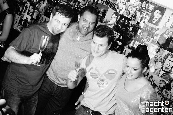 Beim "Business Clubbing" in der 089 Bar ließen Rocco Stark, Kim Gloss und Ailton die Sau raus. Ob sie sich wie im Dschungel benahmen? Sehen Sie selbst! Mehr Bilder unter: www.nachtagenten.de