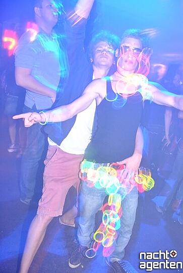 "Gute Laune Hoch 10" im Ampere am Samstag (2. Juni 2012)- Alle Bilder von dieser Party gibts hier: www.nachtagenten.de