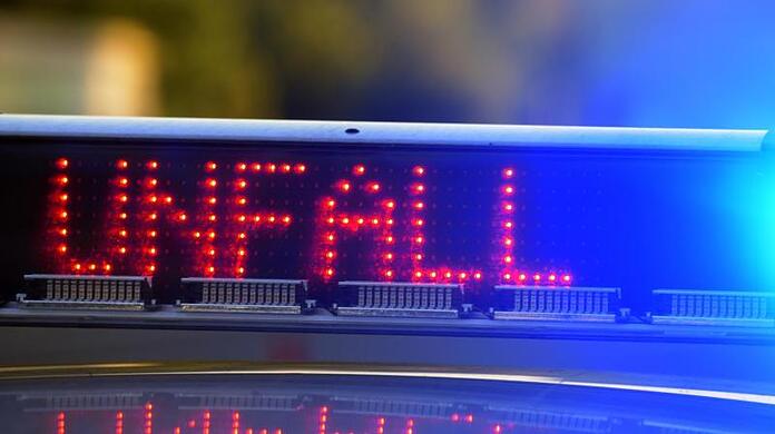 Die Überleitung der A99 zur A9 ist derzeit wegen des Unfalls gesperrt.(Symbolbild)
