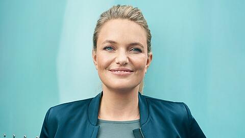 "Am Puls mit Sarah Tacke": Diesmal beschäftigte sie das Thema "10 Jahre 'Wir schaffen das'".