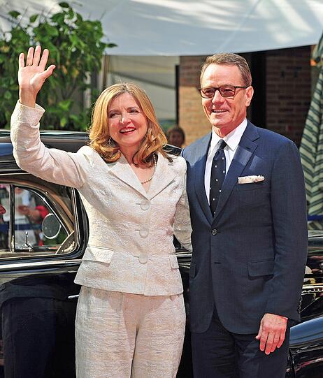 Cranston kam zusammen mit der US-amerikanischen Regisseurin und Laudatorin Robin Swicord