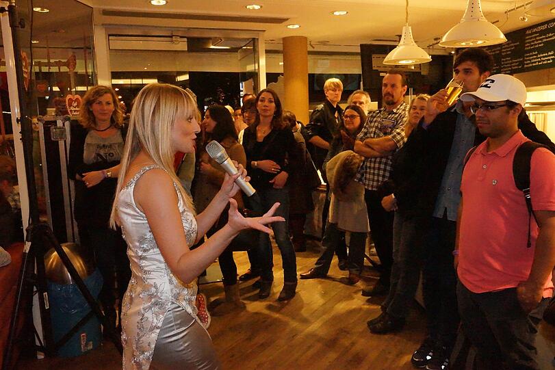 7000 Münchner beim Feiern und Tanzen: So viel los war am Samstag bei der Neuhauser Musiknacht.
