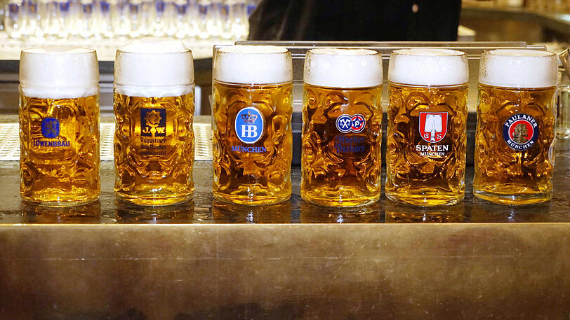 Die sechs großen Münchner Brauereien: Löwenbräu, Augustiner, Hofbräu, Hacker-Pschorr, Spaten und Paulaner (v.l.). Sie alle brauen ein spezielles Wiesnbier.
