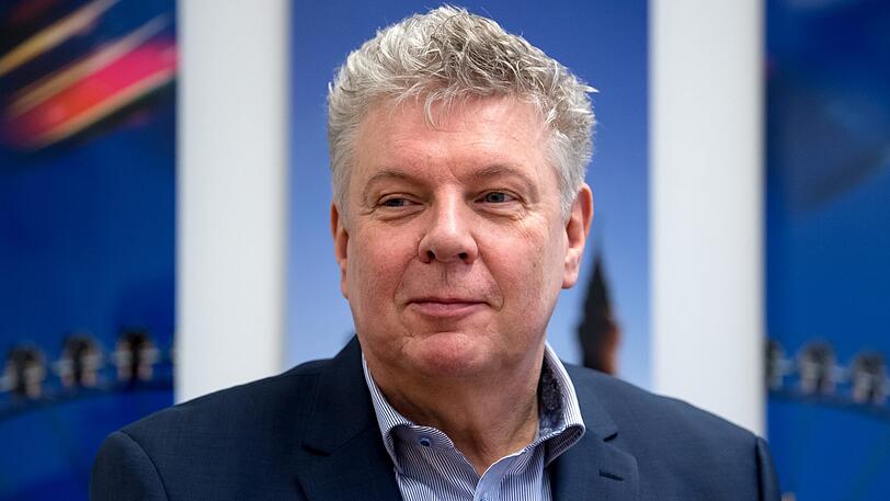 Münchens OB Dieter Reiter (SPD) soll sich nach Wunsch seiner Partei beim bayerischen Städtetag für ein kommunales Wahlrecht für Nicht-EU-Bürger einsetzen.