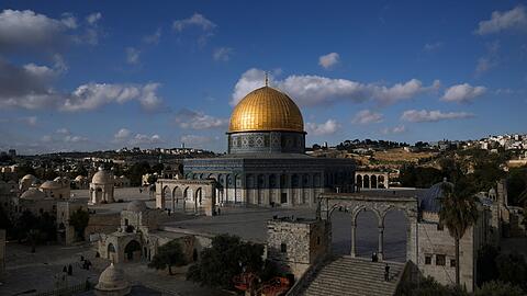 Ein Blick auf den Felsendom auf dem Gelände der Al-Aksa-Moschee in der Jerusalemer Altstadt.
