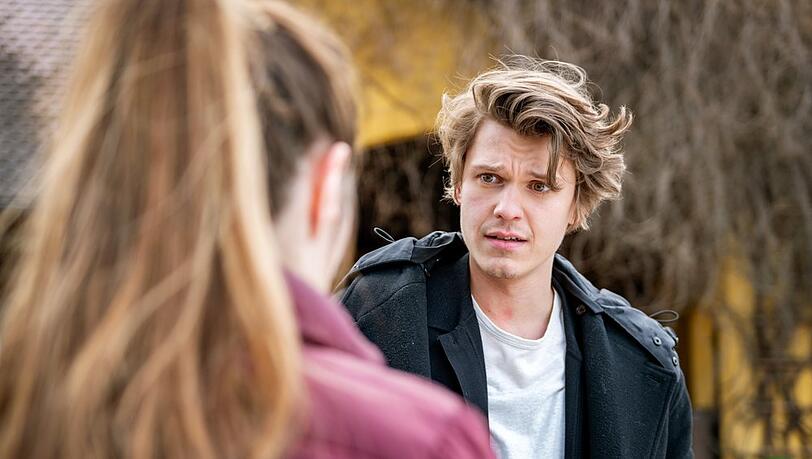 "Sturm der Liebe": Valentina will Otto helfen, sich aufs Treffen mit seinen Eltern vorzubereiten.