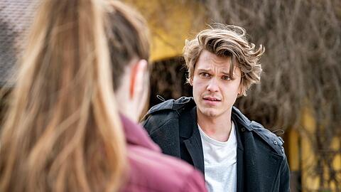 "Sturm der Liebe": Valentina will Otto helfen, sich aufs Treffen mit seinen Eltern vorzubereiten.