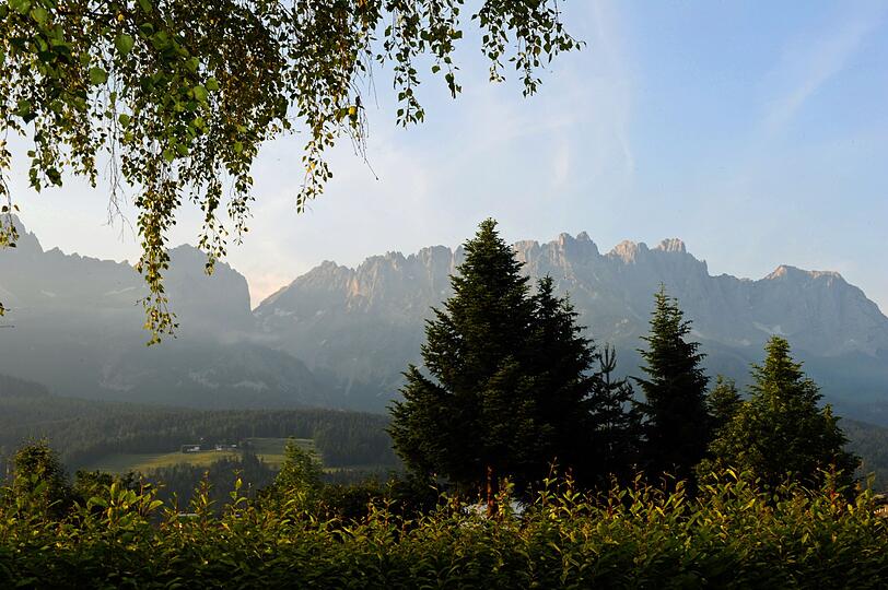 Der Wilde Kaiser.  Der aktuelle Standort des Bauernhauses.