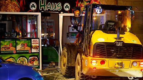 Mittlerweile befindet sich der Verdächtige in Untersuchungshaft.