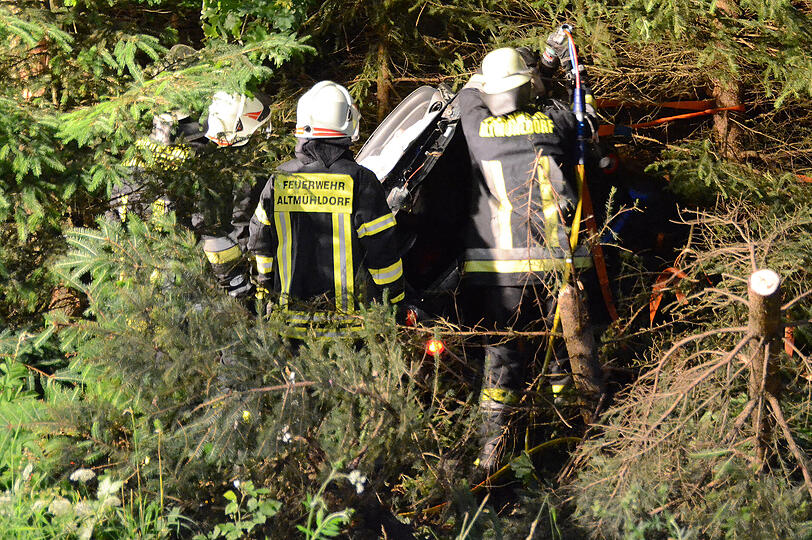 Tödlicher Unfall bei Mühldorf am Inn - die Bilder