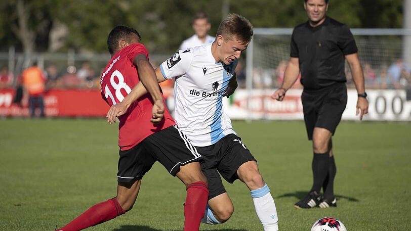 Die Bilder vom Toto-Pokal-Spiel bei der FT Schweinfurt.