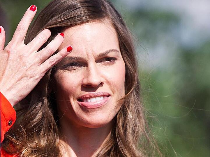 Hilary Swank hat sich viel Jahre lang aufopferungsvoll um ihren Vater gekümmert.