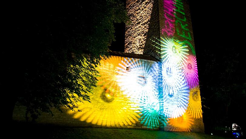 Berchinale mal anders: Lichtobjekte, Lichtkunst, Installationen. Berchinale mal anders: Lichtobjekte, Lichtkunst, Installationen.