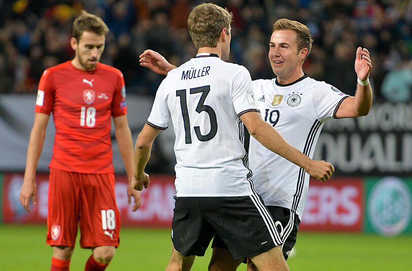 Mario Götze: Note 3. Sehr lauffreudig und in der Spitze mit guten Aktionen. Vergab eine Großchance in der ersten Halbzeit aber leichtfertig. Stand häufig im Abseits.
