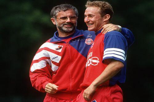 &bdquo;Ibrahimovic ist beeindruckend&ldquo;, sagte der frühere Stürmer Jean-Pierre Papin von Bayern München: &bdquo;Ich denke, er wird meinen Rekord von 30 Toren in einer Saison brechen.&ldquo; Von 1994 bis 1996 war er für Rekordmeister Bayern München im Einsatz und erzielte drei Treffer in 27 Bundesligaspielen.
