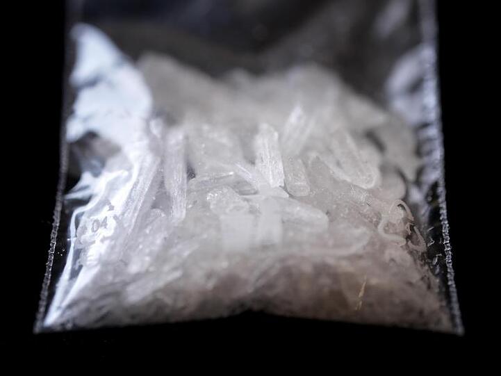 Die synthetische Droge Crystal Speed ist in Plastik verpackt. Foto: David-Wolfgang Ebener/Archiv
