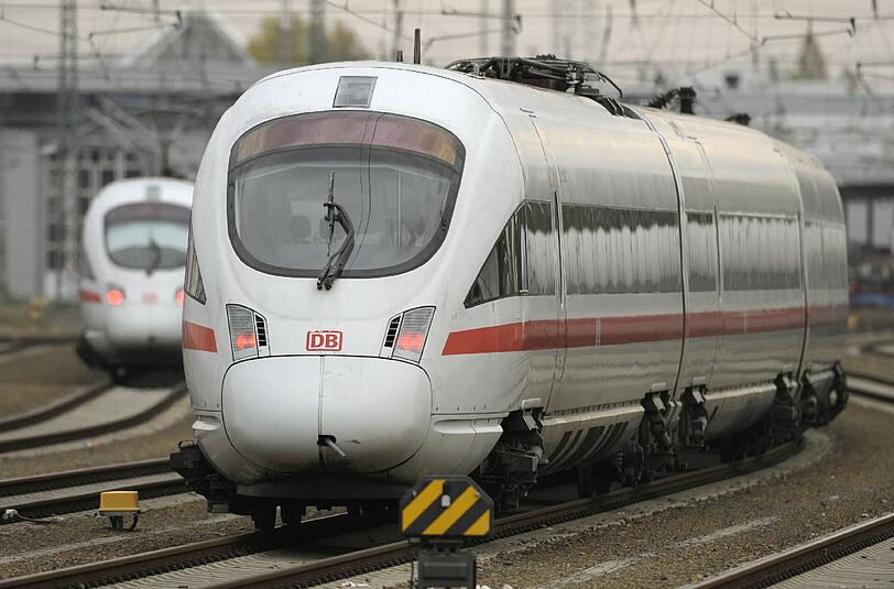 Wegen eines Feuers musste ein ICE in Mannheim evakuiert werden.
