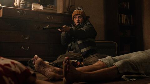 Hat einen richtig, richtig miesen Tag erwischt: Krankenhaus-Kurier Bryan (Austin Abrams) in "Resident Evil".