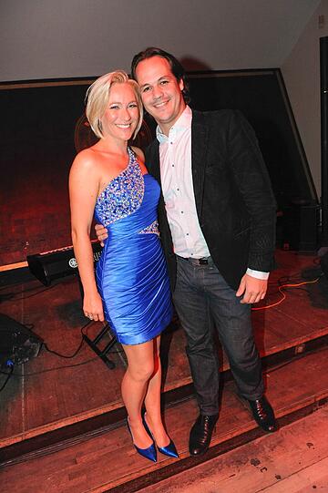 Promis beim Futurecom-Sommerfest: Johannes Meyer mit Sängerin Diane Kaiser.