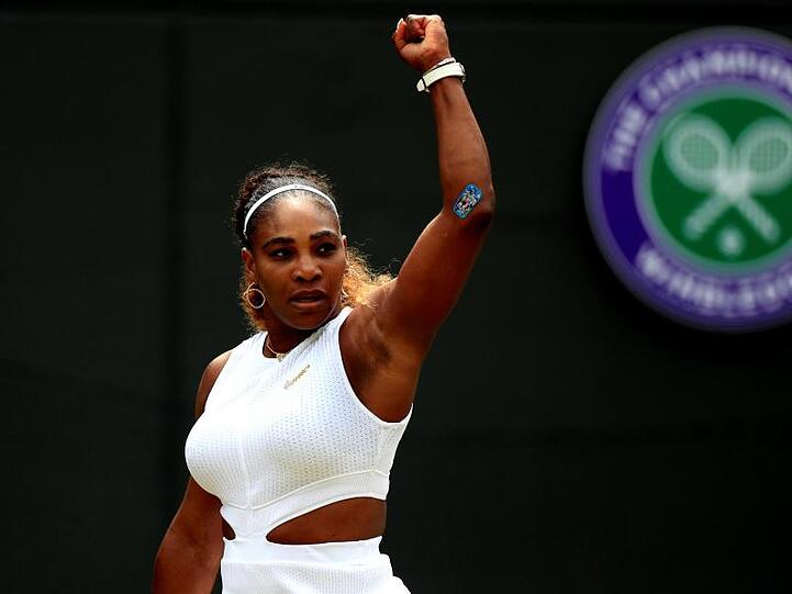 Serena Williams feiert einen Punktgewinn im Match gegen Carla Suarez Navarro.