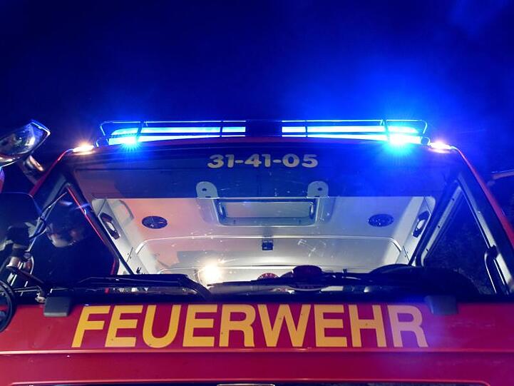 Ein Löschfahrzeug der Feuerwehr. Foto: Carsten Rehder/Archivbild