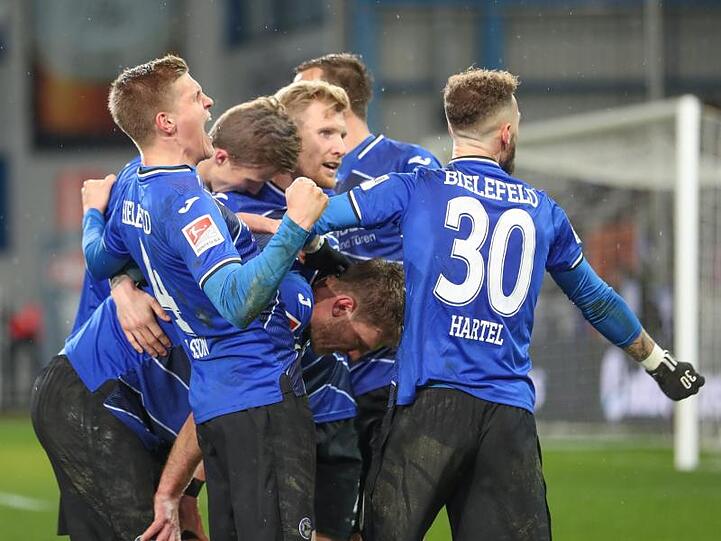 Arminia Bielefeld setzte sich mit 2:0 gegen den VfL Bochum durch.