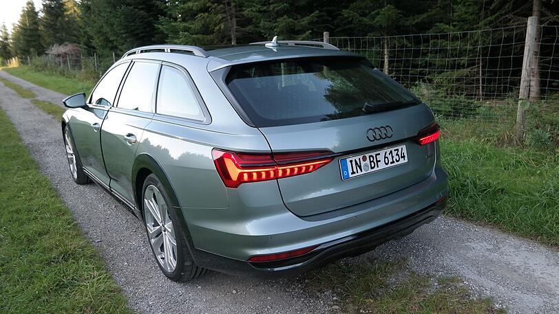 Elegant und praktisch: der Allroad steckt ganz schön was weg.