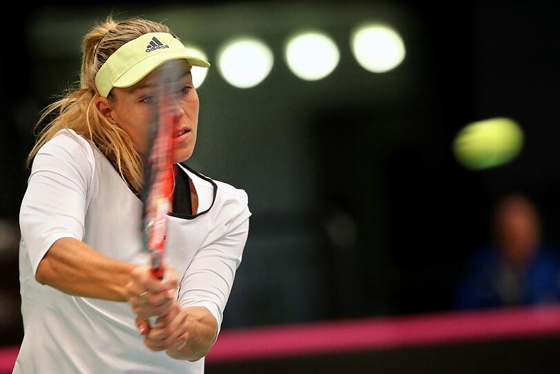 Der Hype um Australian-Open-Siegerin Angelique Kerber ist auch bei der Vorbereitung aufs Fed-Cup-Spiel gegen die Schweiz deutlich spürbar. Die Bilder.