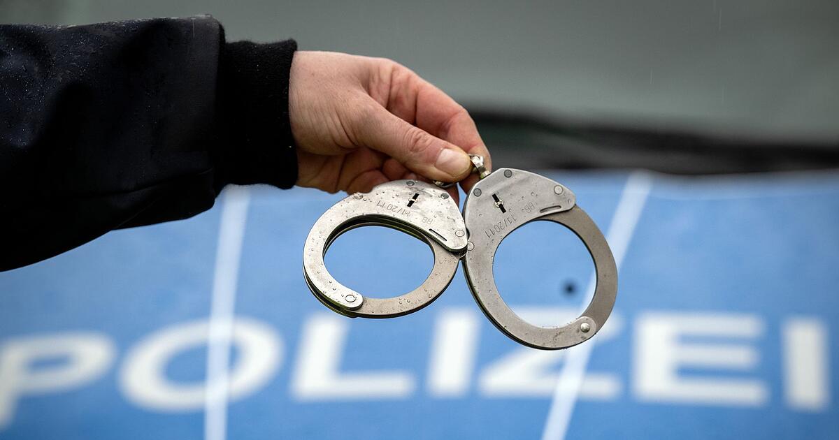 Einbr-che-w-hrend-Trauerfeiern-Verd-chtiger-festgenommen