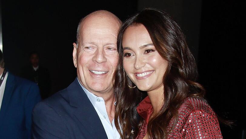 Bruce Willis und seine Ehefrau Emma auf einer Veranstaltung im Oktober 2019. Bruce Willis und seine Ehefrau Emma auf einer Veranstaltung im Oktober 2019.