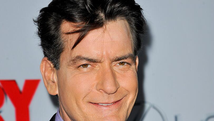 Charlie Sheen weiss seit vier Jahren von seiner HIV-Erkrankung. Charlie Sheen weiss seit vier Jahren von seiner HIV-Erkrankung.