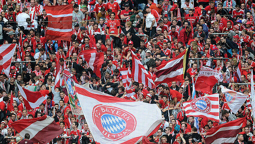 Die Bayern-Fans freuen sich bereits auf das Halbfinale in der Champions League. Die Bayern-Fans freuen sich bereits auf das Halbfinale in der Champions League.