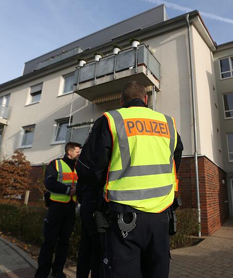 Schießerei in Hamm: Ein Streit in einem Seniorenheim esakliert und ein Rentner zieht eine Waffe.