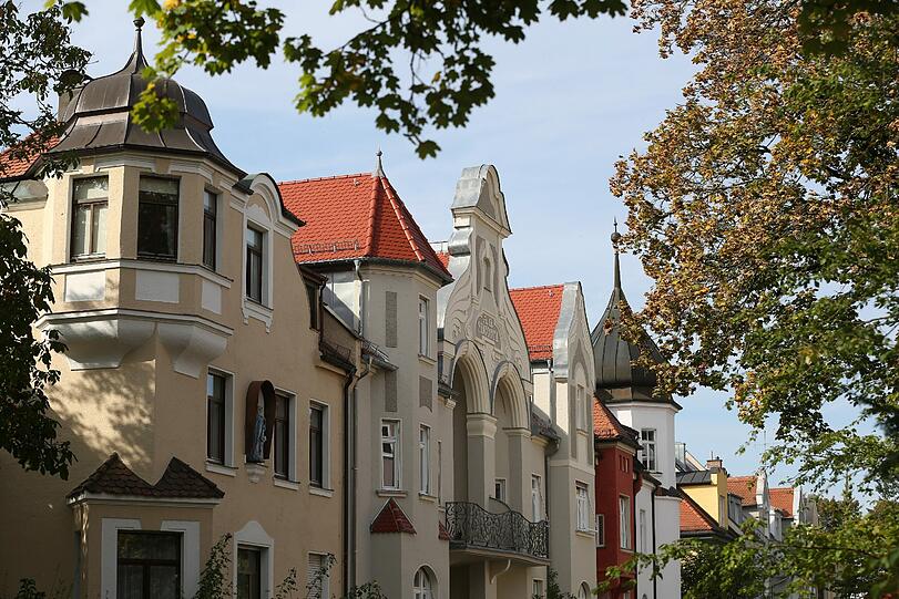 Von großen Kriegswunden ist dieses Viertel verschont geblieben.