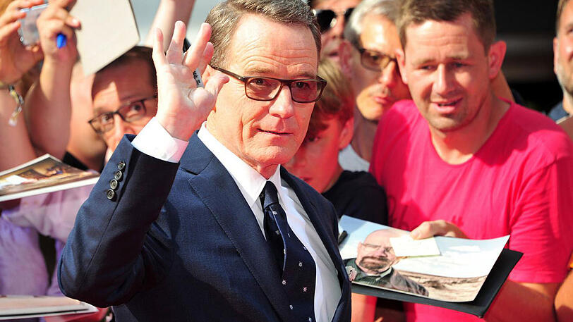 Bejubelt: Schauspieler Bryan Cranston am roten Teppich des Filmfests München am Gasteig.